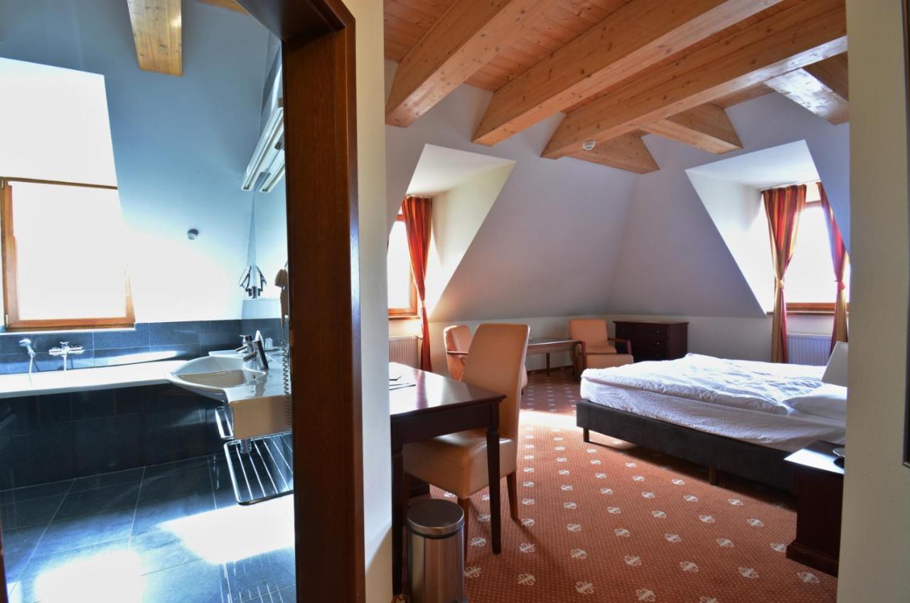 Hotel Hradna Brana Bratysława Zewnętrze zdjęcie